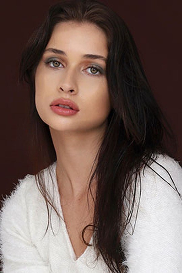 Emily V, foto 1