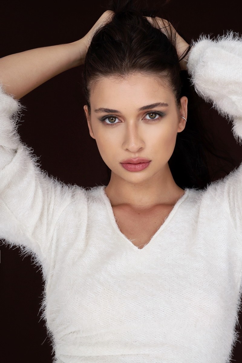 Emily V, foto 19