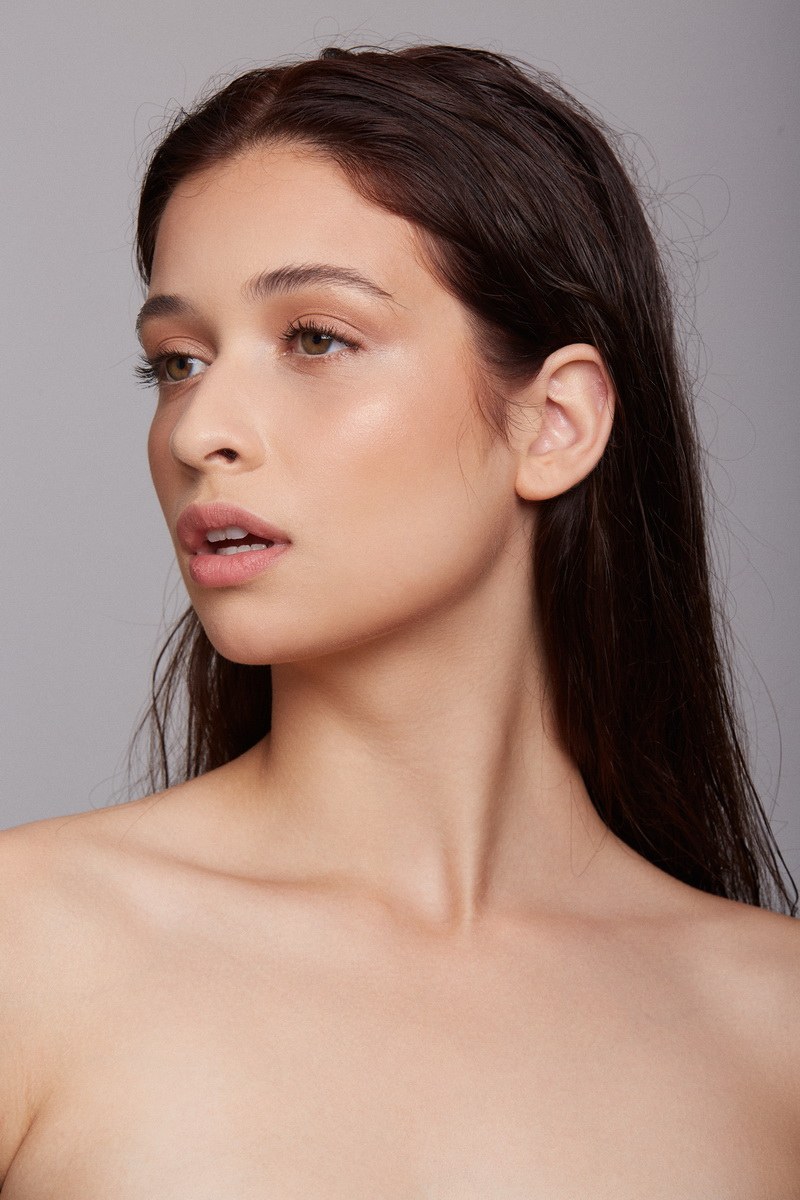 Emily V, foto 22