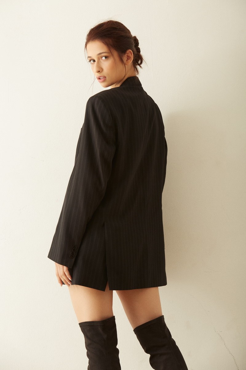 Emily V, foto 43