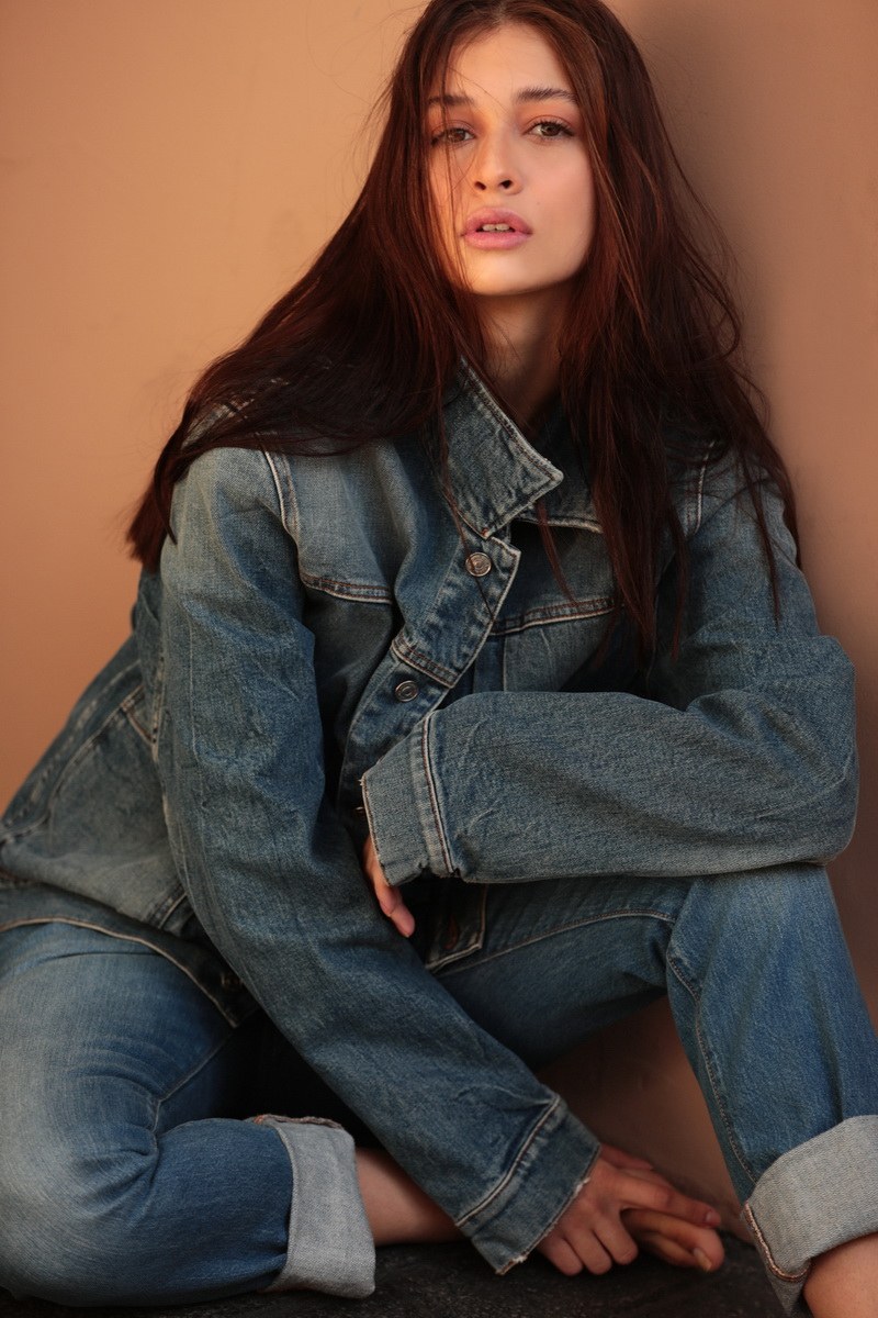 Emily V, foto 56