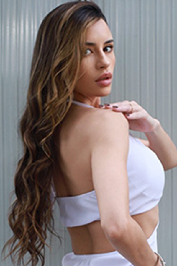 Thalia N, foto 1